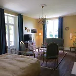 Le Bailli De Bed & Breakfast Montsaugeon