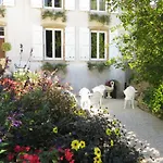 Le Bailli De Bed & Breakfast Montsaugeon