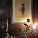 Le Bailli De Bed & Breakfast 4*