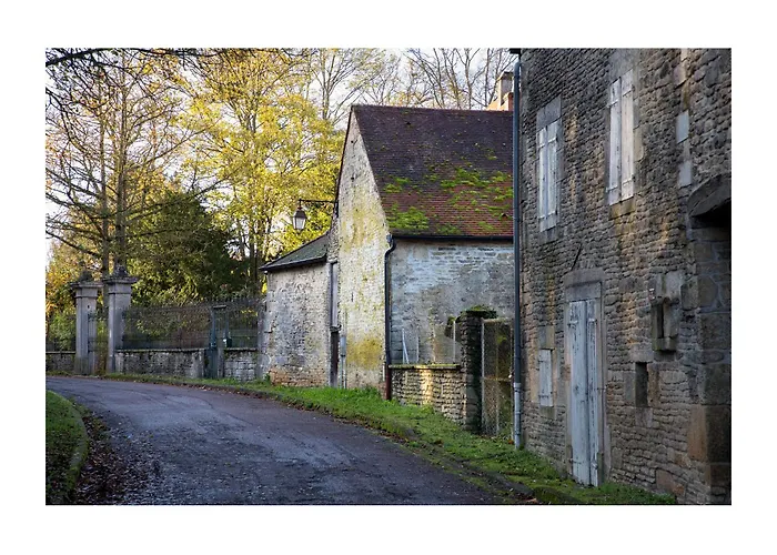 Le Bailli De Bed & Breakfast Montsaugeon