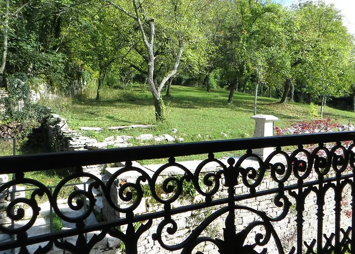 Le Bailli De 4* Montsaugeon