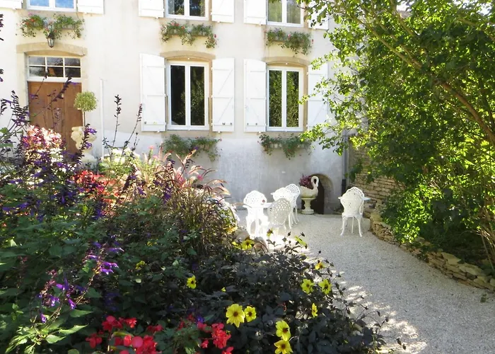 Le Bailli De Bed & Breakfast Montsaugeon